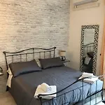 Casa La Luna 아파트 사르자나