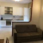 Casa La Luna 아파트 사르자나