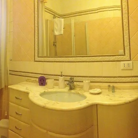 Apartment Casa Vacanza La Luna Sarzana