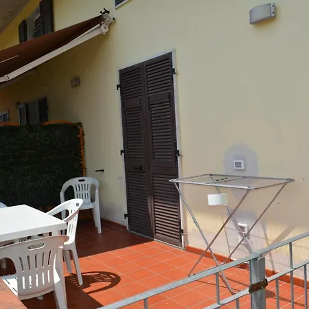Casa Vacanza La Luna Apartment