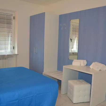 Casa Vacanza La Luna Apartment