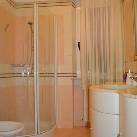 Casa Vacanza La Luna Apartment Sarzana