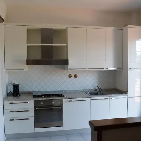 Casa Vacanza La Luna * Sarzana